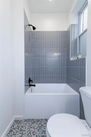 $415,000 | 4211 Norfolk Avenue, St. Louis, MO 63110