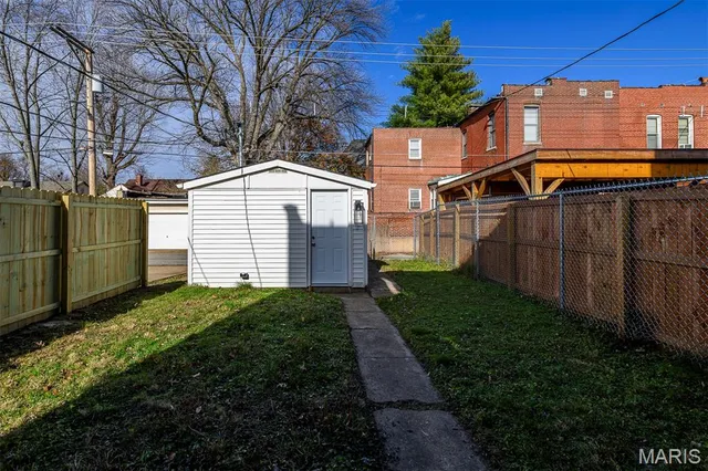 $415,000 | 4211 Norfolk Avenue, St. Louis, MO 63110