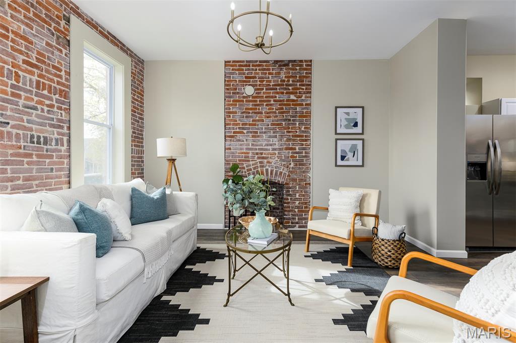 4211 Norfolk Avenue St. Louis, MO 63110 - Photo 6 of 39