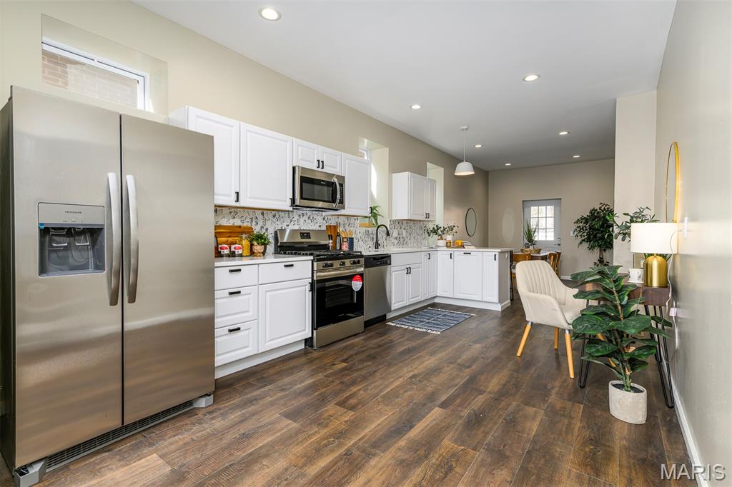 4211 Norfolk Avenue St. Louis, MO 63110 - Photo 9 of 39