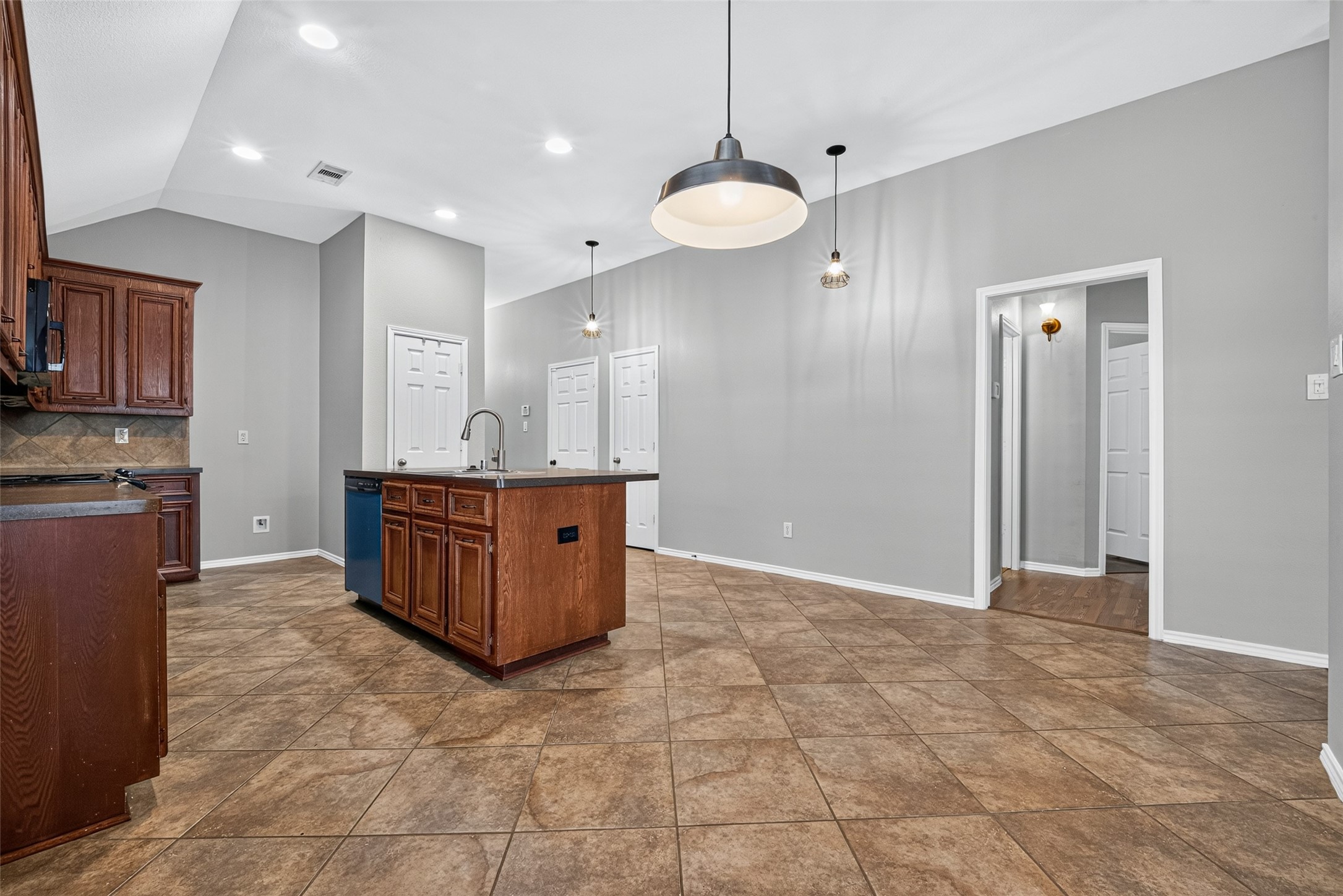 2335 Morgan Ridge Lane Spring, TX 77386 - Photo 14 of 49 Gallery Image 14