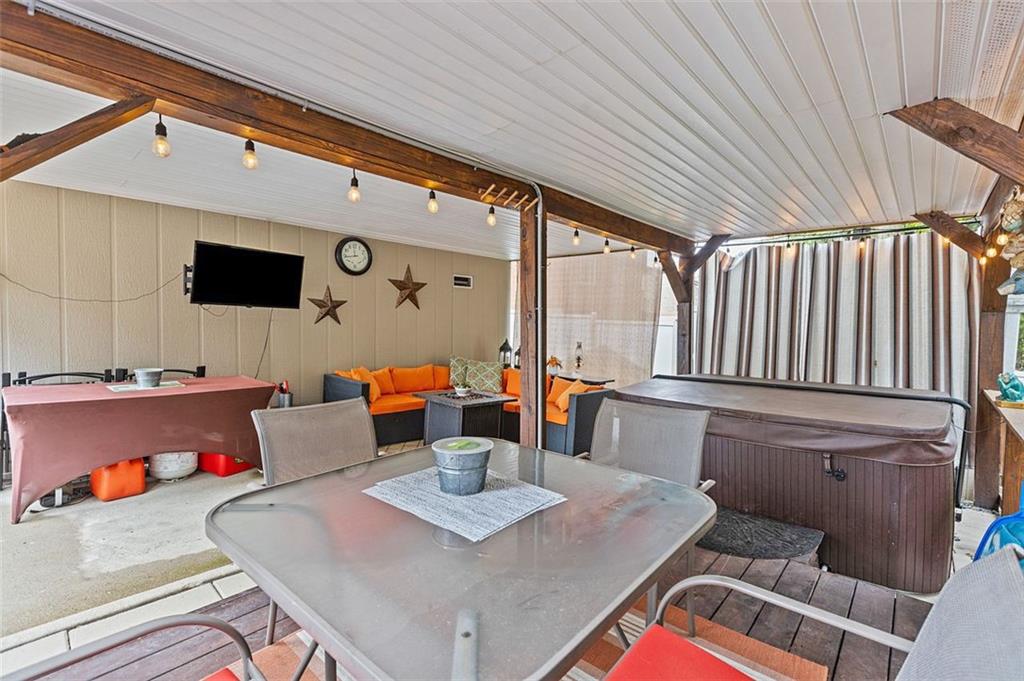 172 North Vireo Drive McKees Rocks, PA 15136 - Photo 39 of 41 a living room with furniture and flat screen tv