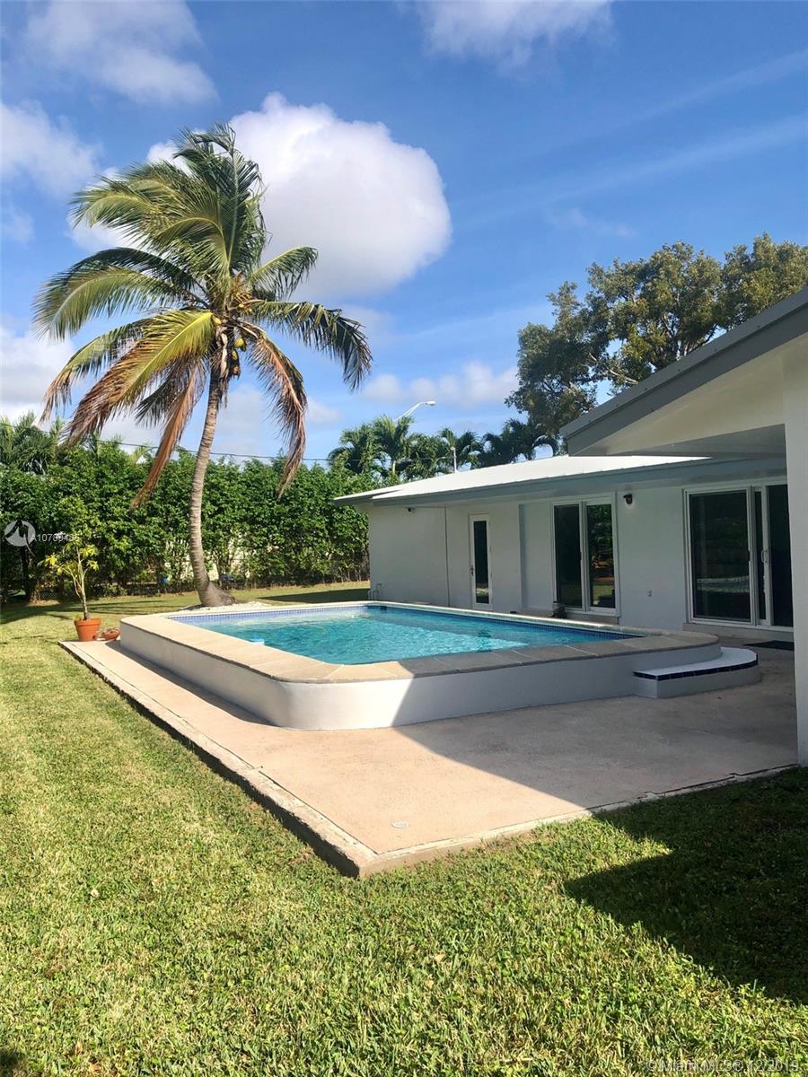 8700 Southwest 87th Avenue Miami, FL 33173 - Photo 11 of 11