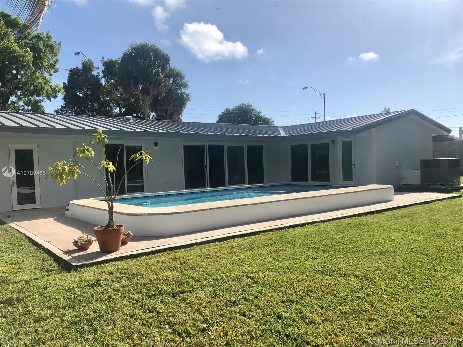 8700 Southwest 87th Avenue Miami, FL 33173 - Photo 8 of 11