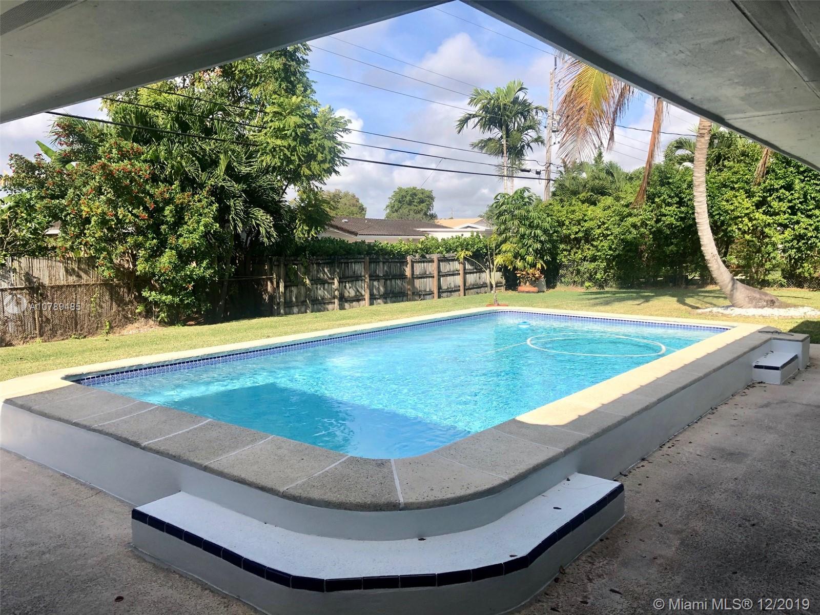 8700 Southwest 87th Avenue Miami, FL 33173 - Photo 10 of 11