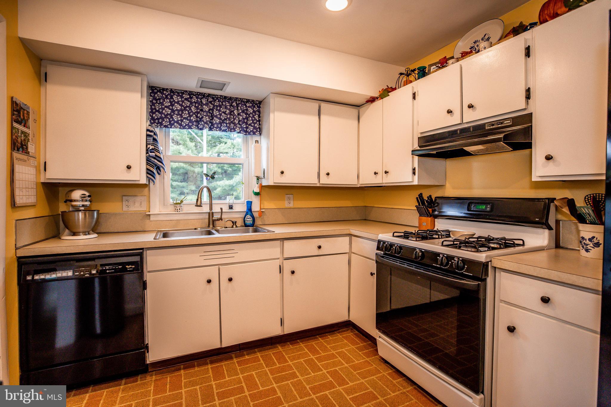 2275 Raleigh Drive Lancaster, PA 17601 - Photo 18 of 62 Gallery Image 18
