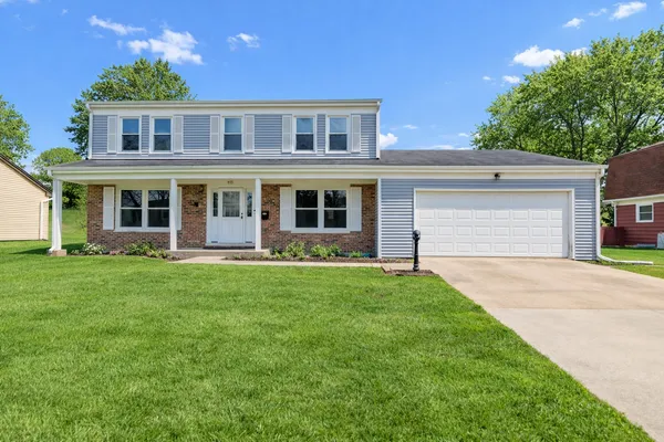 $480,000 | 815 Knightsbridge Lane, Schaumburg, IL 60169