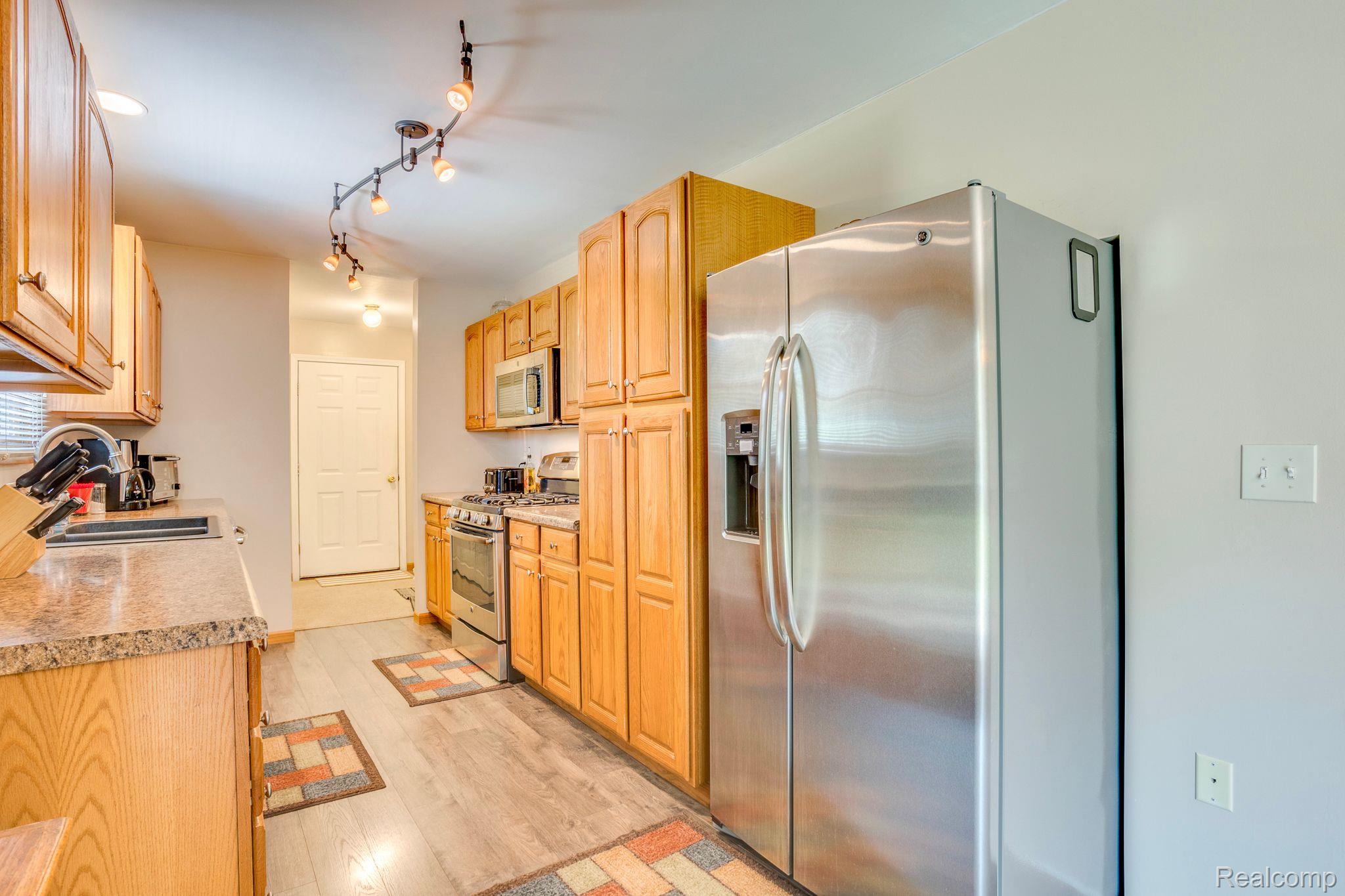 2835 Wales Center Road Goodells, MI 48027 - Photo 9 of 38 Gallery Image 9