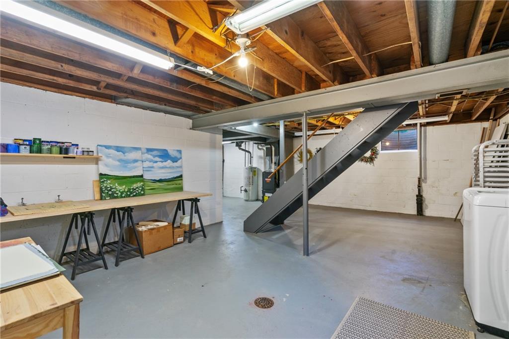 901 Braddock Road Pittsburgh, PA 15221 - Photo 22 of 30 This area of the basement measures 15x13 from the steps.
