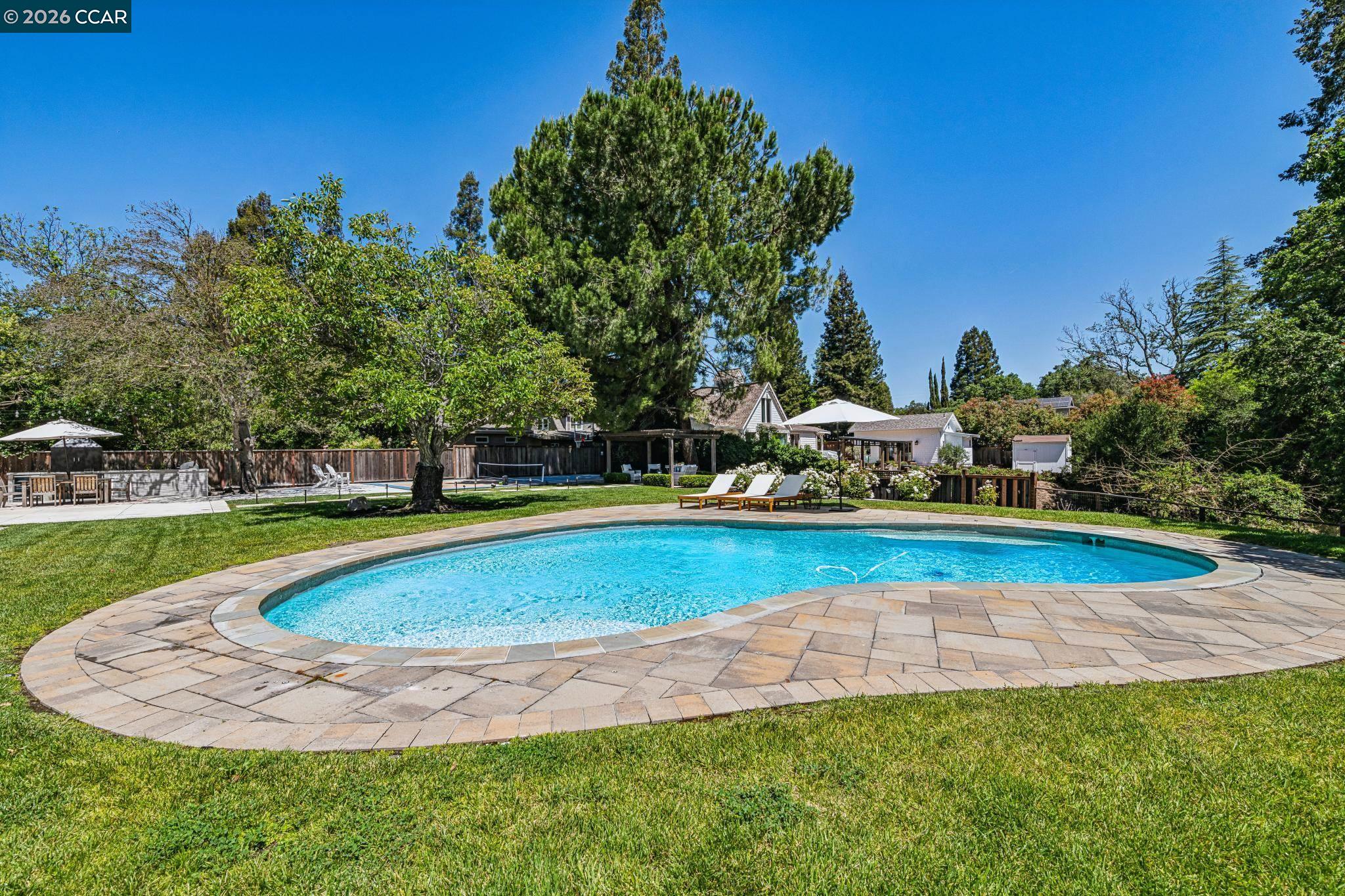 2941 Roundhill Road Alamo, CA 94507 - Photo 77 of 83