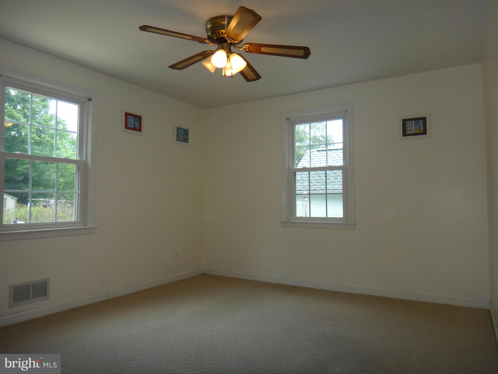 540 Cleveland Road Linthicum, MD 21090 - Photo 11 of 25 Bedroom / Office