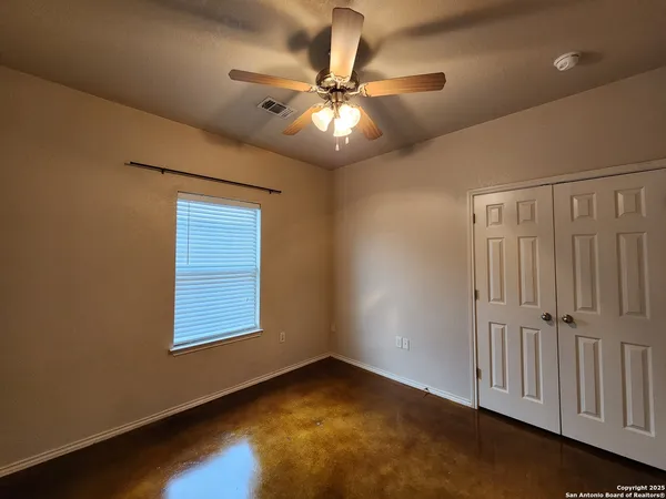 $1,495 | 229 Anne Louise Drive, New Braunfels, TX 78130