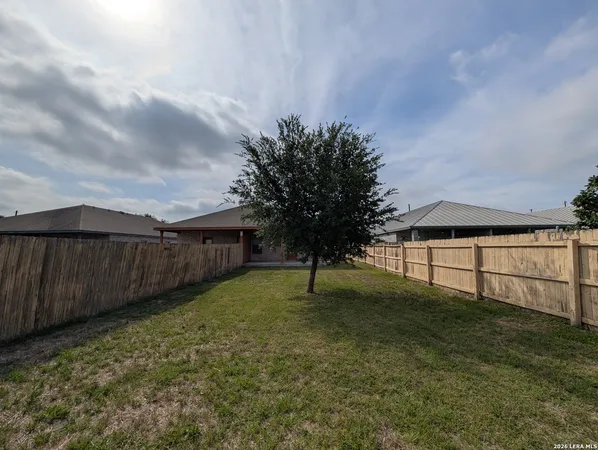 $1,495 | 229 Anne Louise Drive, New Braunfels, TX 78130