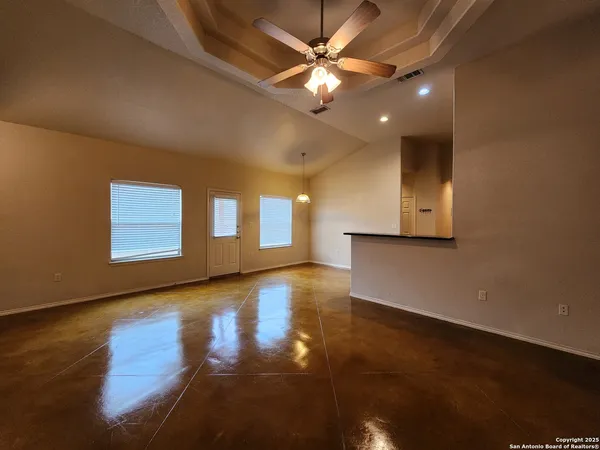 $1,495 | 229 Anne Louise Drive, New Braunfels, TX 78130