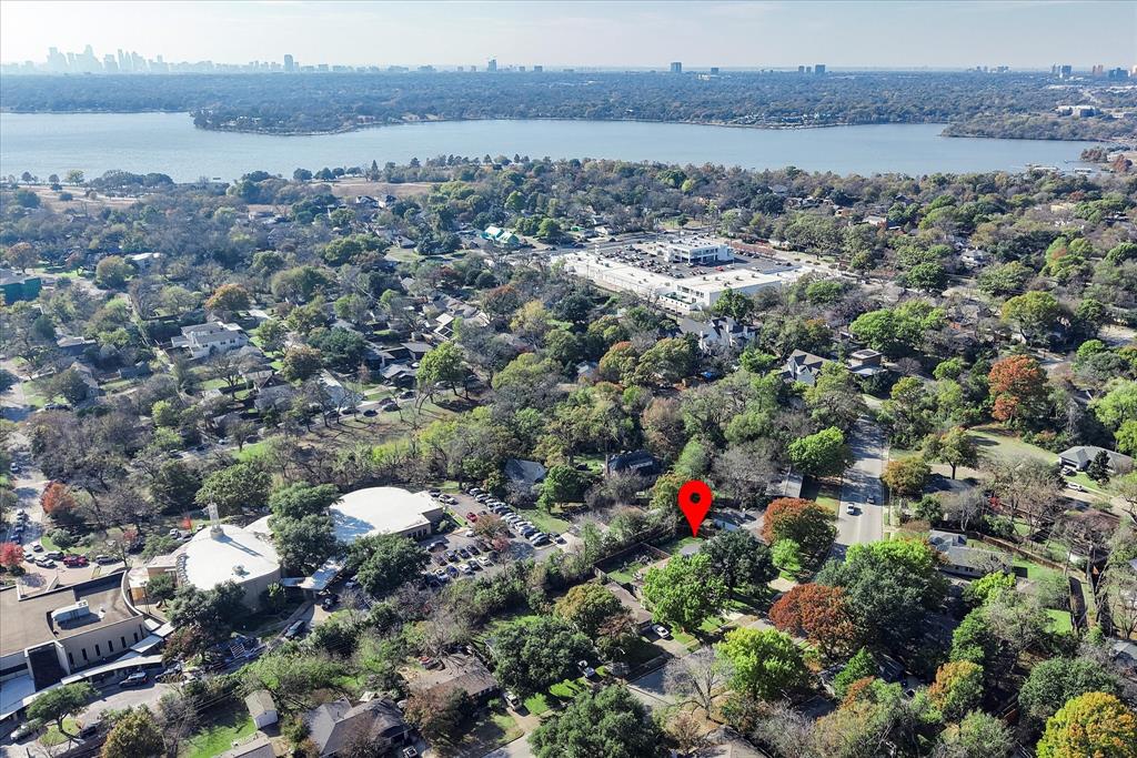 821 Peavy Road Dallas, TX 75218 - Photo 19 of 21