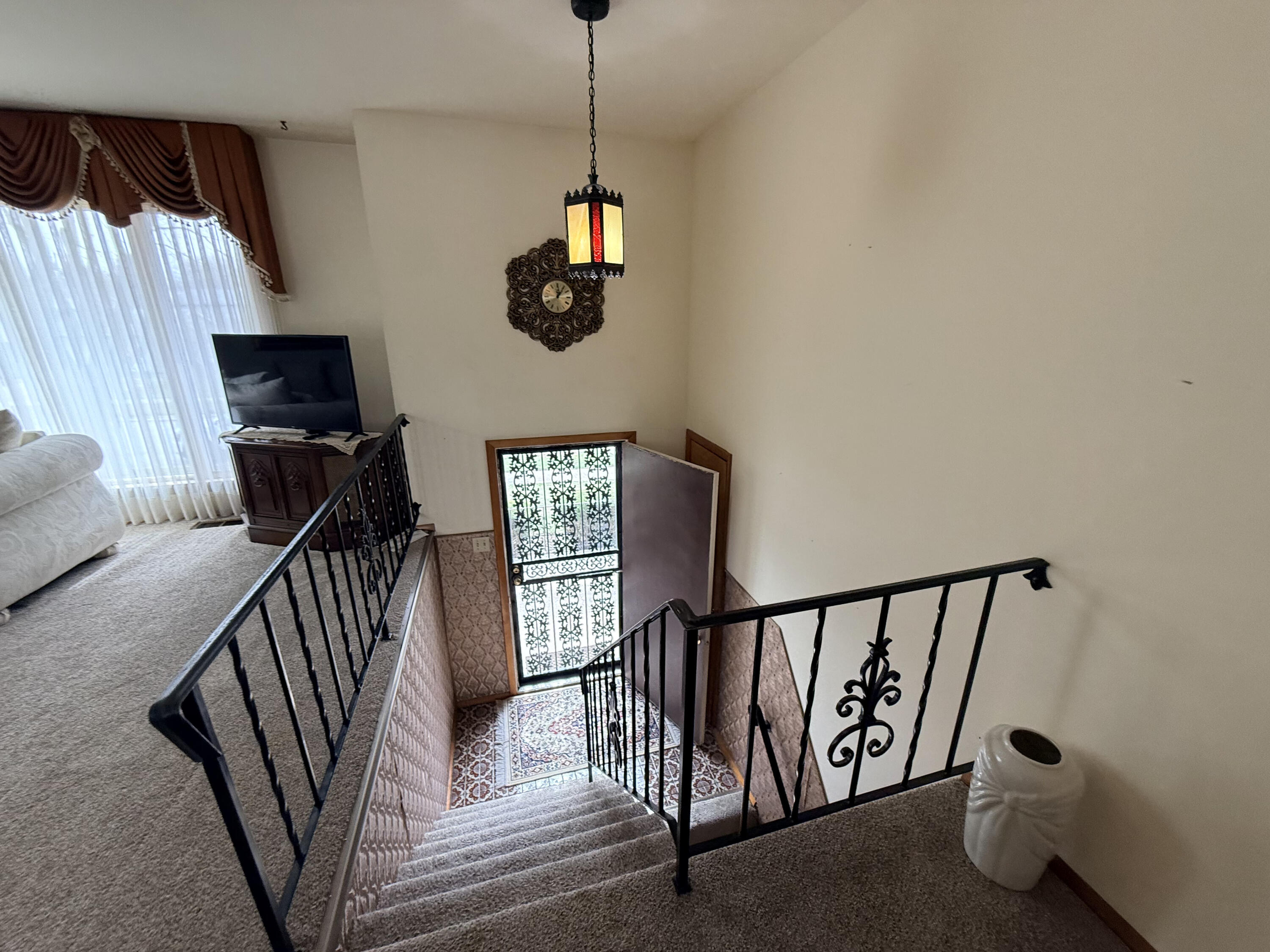 1810 West 95th Court Crown Point, IN 46307 - Photo 20 of 34 3000x2250