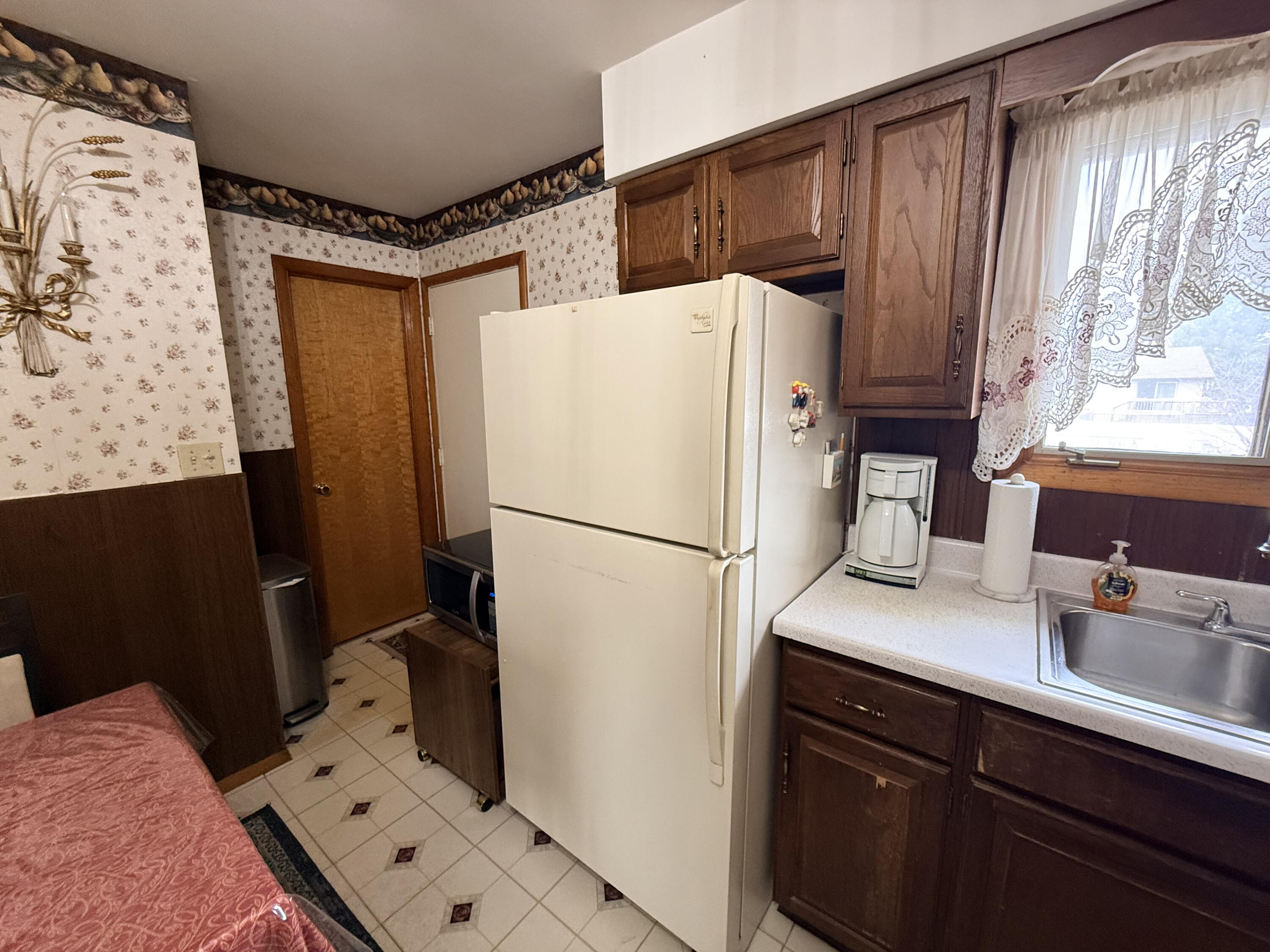 1810 West 95th Court Crown Point, IN 46307 - Photo 8 of 34 3000x2250
