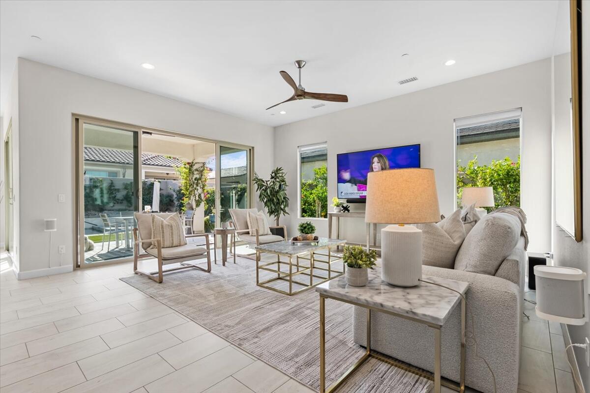 19 Prosecco Rancho Mirage, CA 92270 - Photo 11 of 61 04-19 Prosecco -7