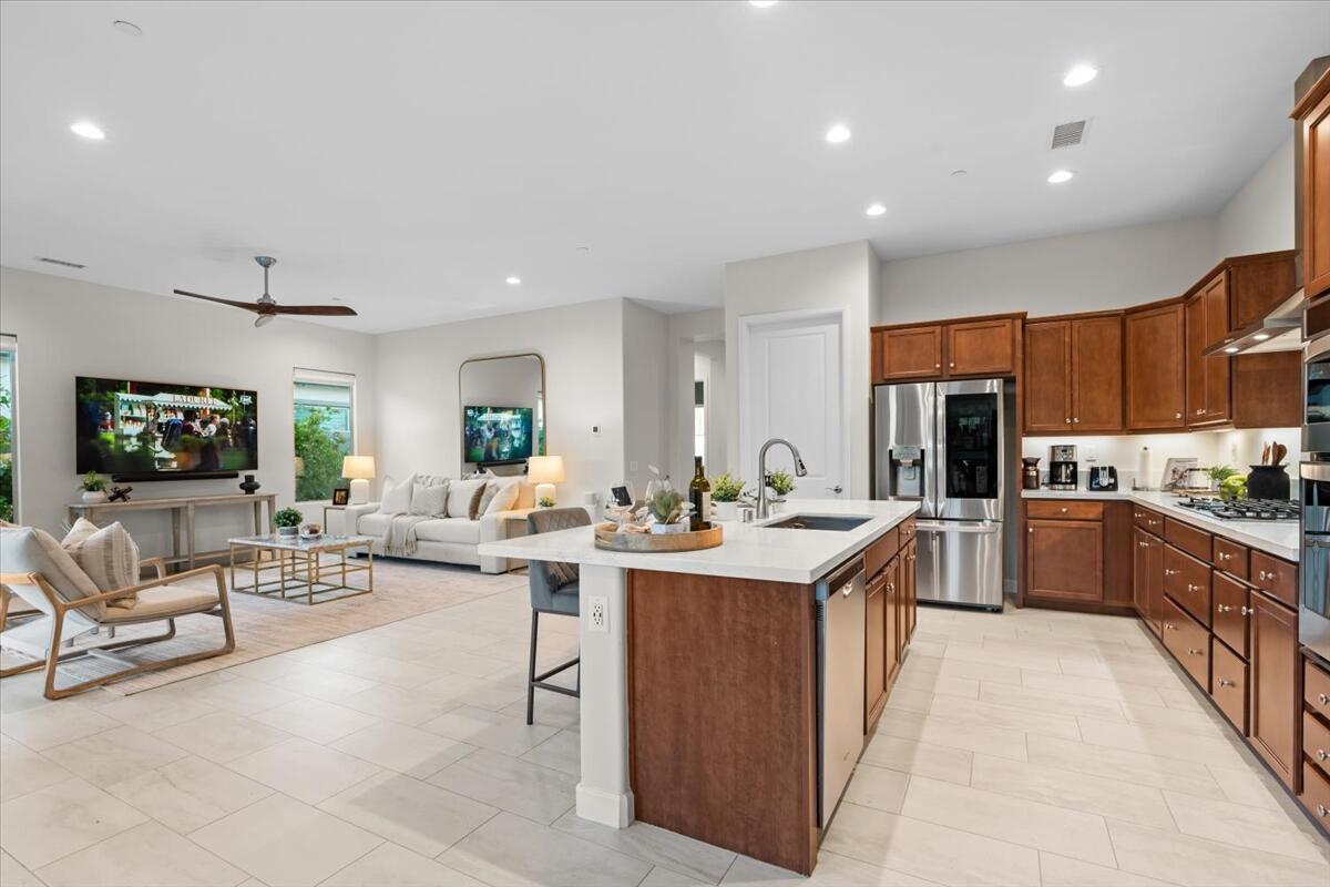 19 Prosecco Rancho Mirage, CA 92270 - Photo 14 of 61 07-19 Prosecco -37