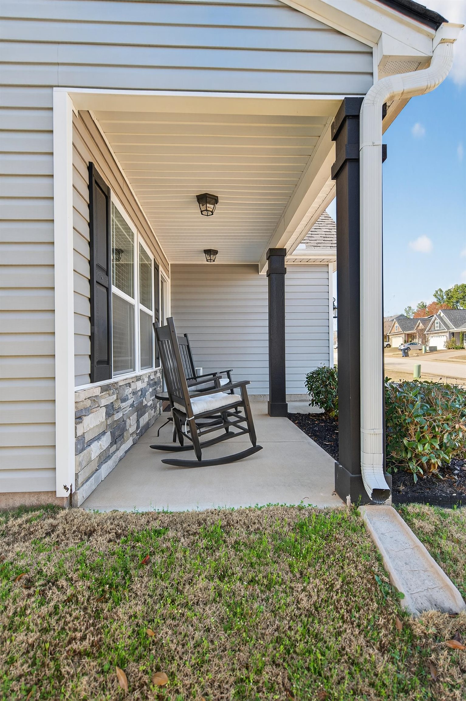 531 Ridgeville Crossing Drive Inman, SC 29349 - Photo 3 of 39 Side view front porch