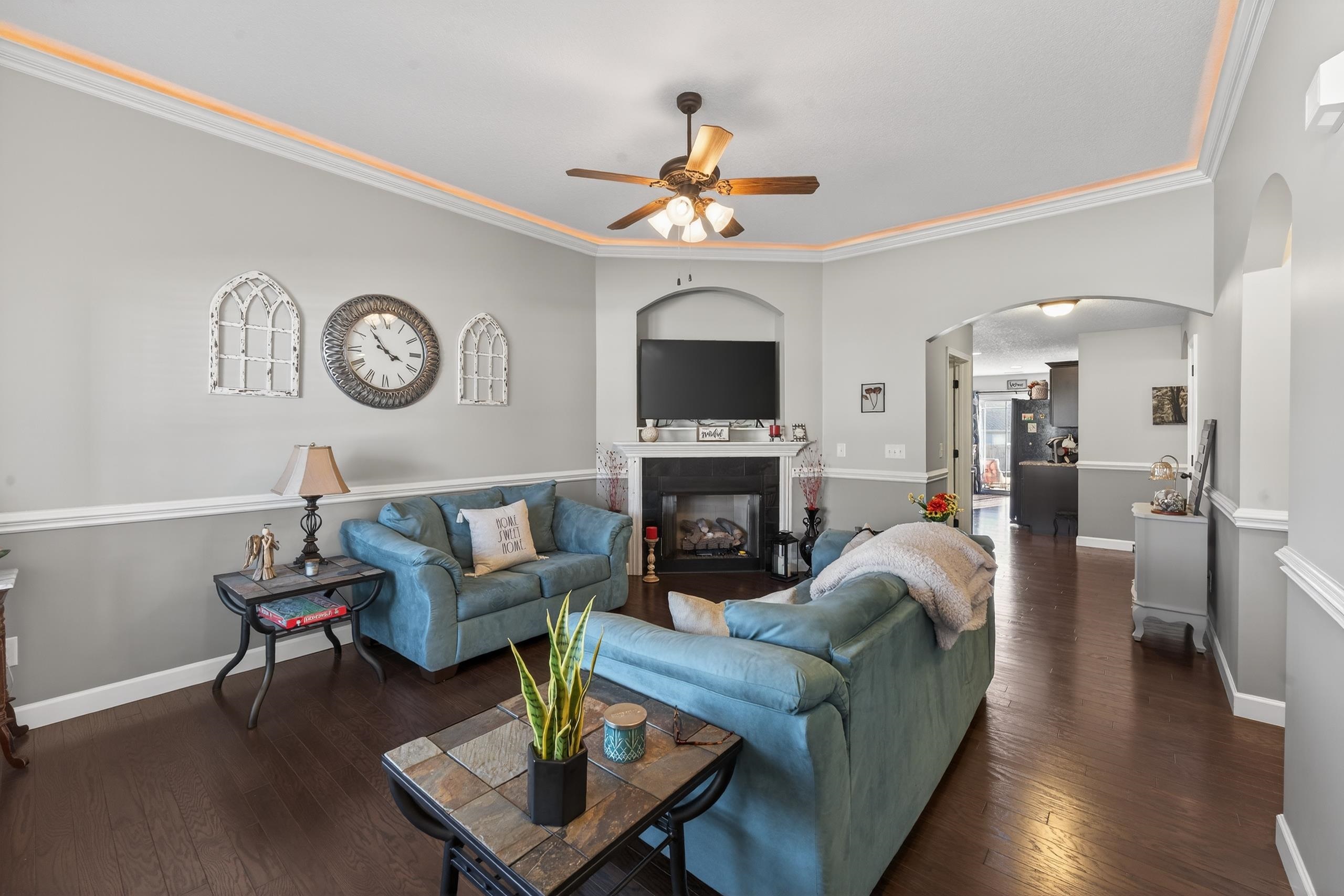 531 Ridgeville Crossing Drive Inman, SC 29349 - Photo 6 of 39 Living Room