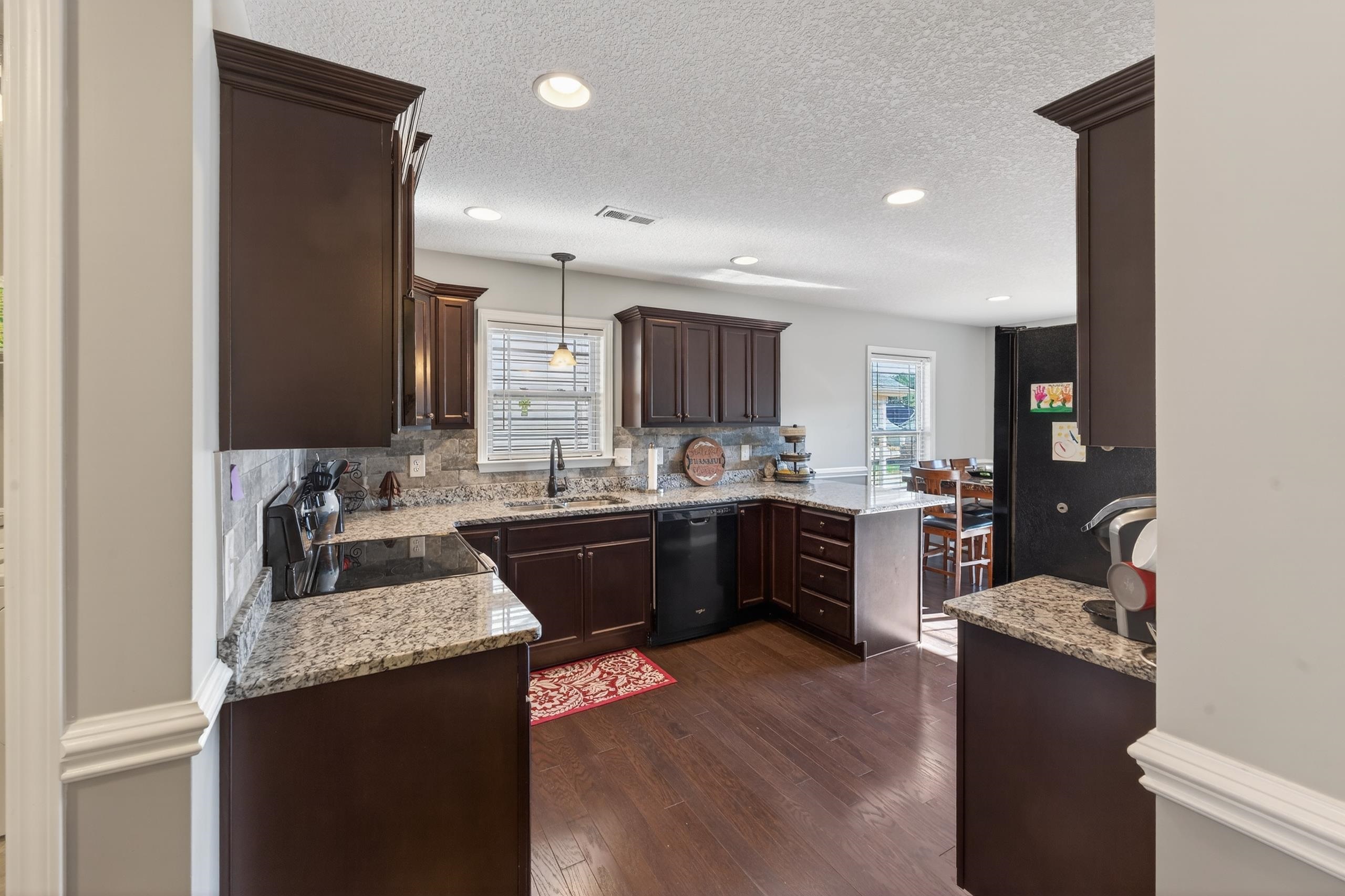 531 Ridgeville Crossing Drive Inman, SC 29349 - Photo 10 of 39 Kitchen
