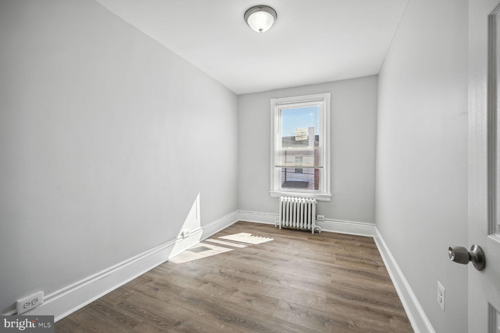 167 V Street Northeast Washington, DC 20002 - Photo 9 of 21 Bright and airy blank canvas room.