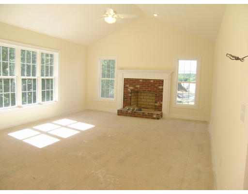 Lot 10 West Ledge Road Clinton, MA 01510 - Photo 4 of 7