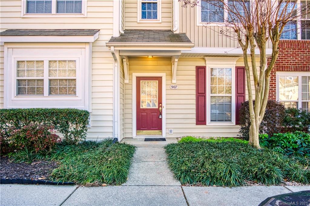 907 Azurine Circle Fort Mill, SC 29708 - Photo 2 of 23