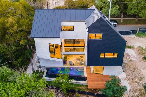 $18,000 | 1115 West 31st Street, Austin, TX 78705