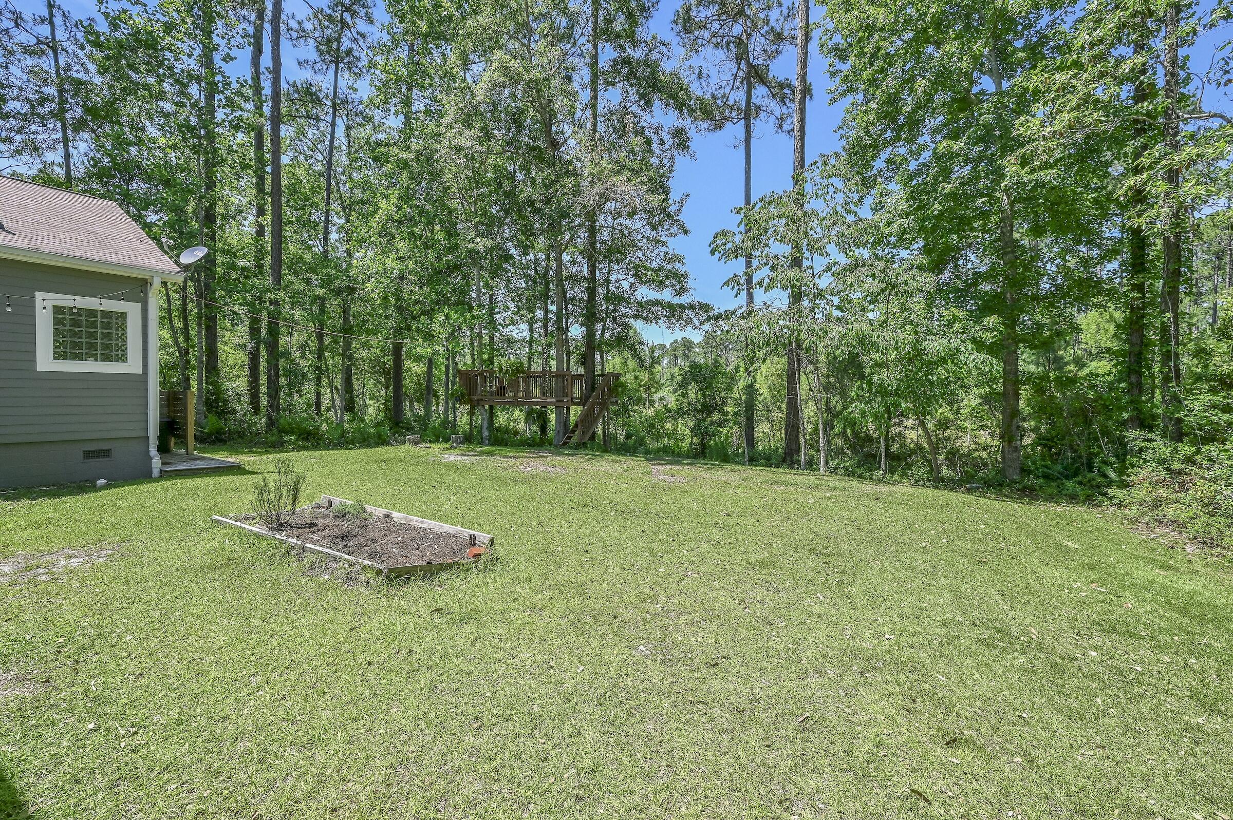 154 Sweetwater Road Freeport, FL 32439 - Photo 6 of 31 web_154 Sweetwater Freeport _28