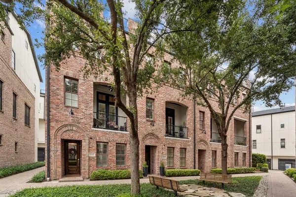 $850,000 | 2141 Norlock Lane, Dallas, TX 75201