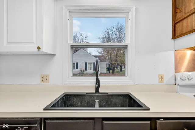 $190,000 | 2138 Pennsylvania Street, Columbus, IN 47201