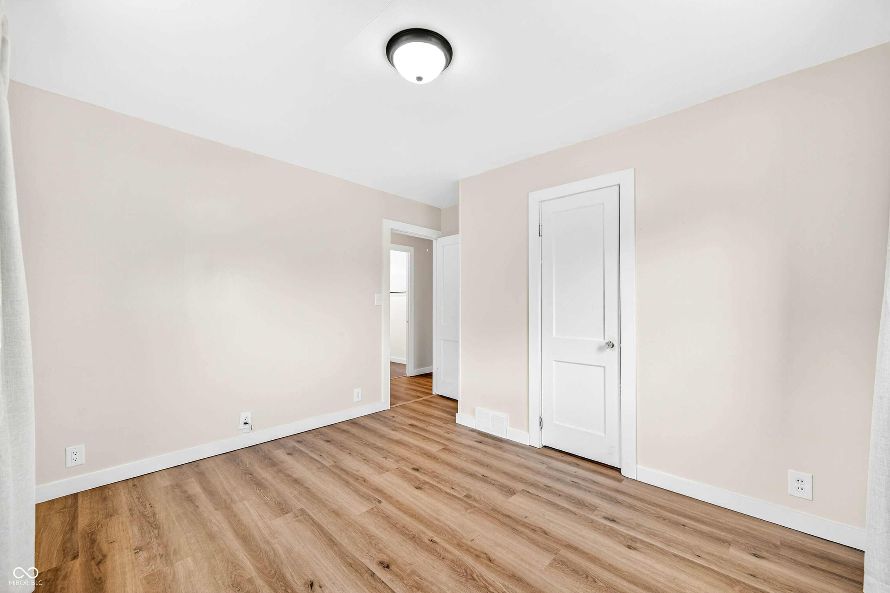 2138 Pennsylvania Street Columbus, IN 47201 - Photo 24 of 40