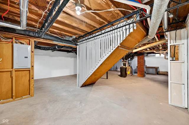 $190,000 | 2138 Pennsylvania Street, Columbus, IN 47201