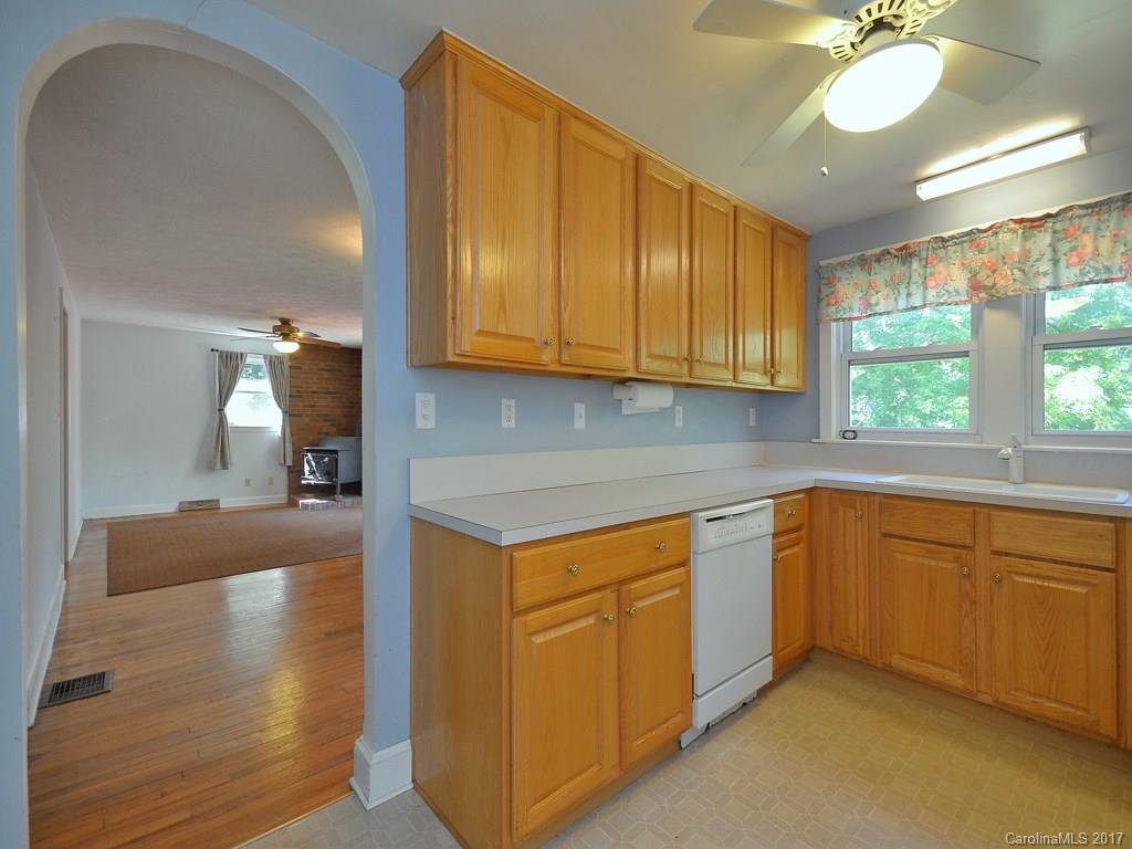 46 Grandview Road Asheville, NC 28806 - Photo 11 of 24 Gallery Image 11