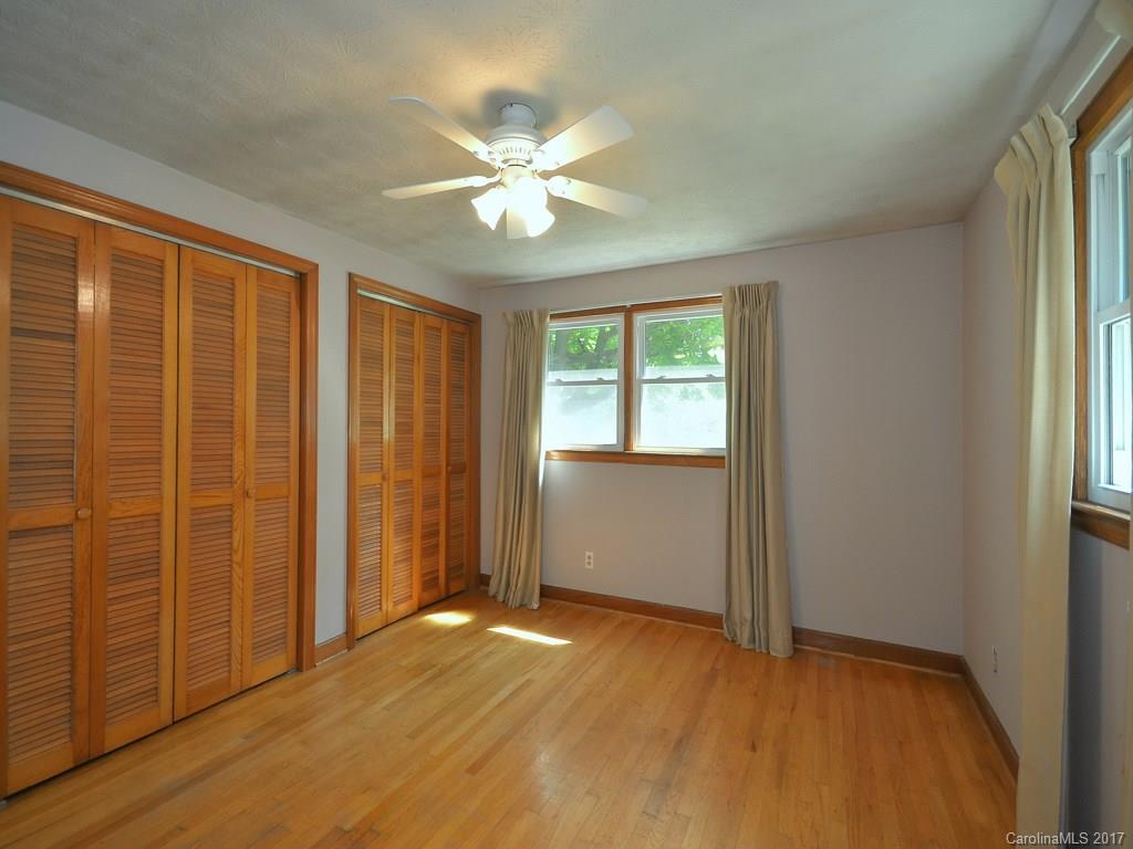 46 Grandview Road Asheville, NC 28806 - Photo 13 of 24 Gallery Image 13