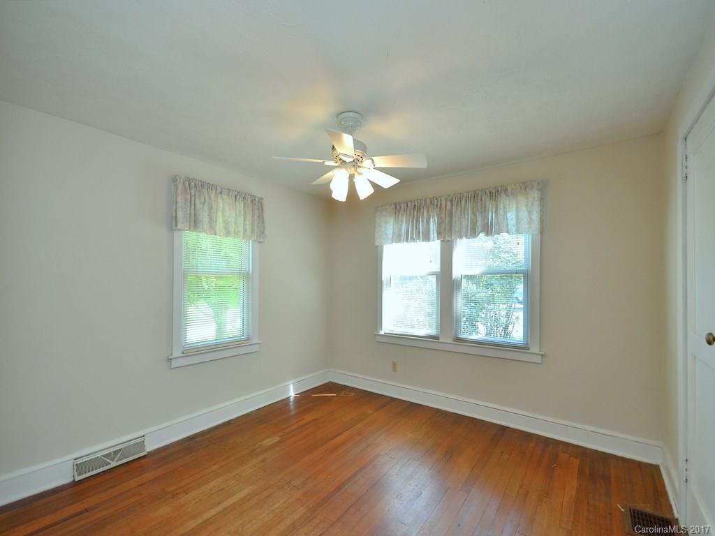 46 Grandview Road Asheville, NC 28806 - Photo 15 of 24 Gallery Image 15