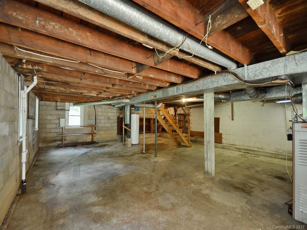 46 Grandview Road Asheville, NC 28806 - Photo 18 of 24 Gallery Image 18