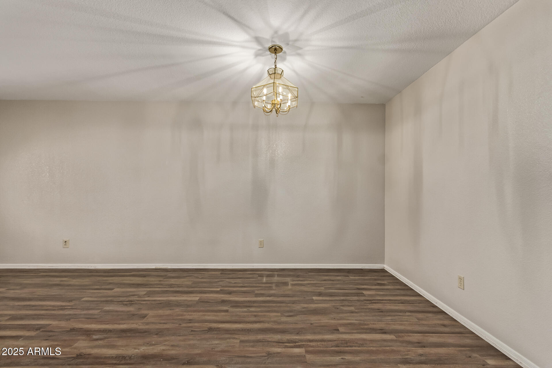 2875 West Highland Street, Unit 1112 Chandler, AZ 85224 - Photo 7 of 33 a view of an empty room with window