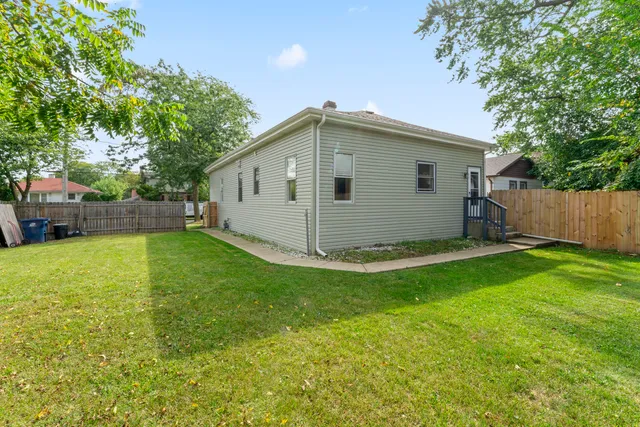 $225,000 | 1038 Indiana Avenue, Waukegan, IL 60085