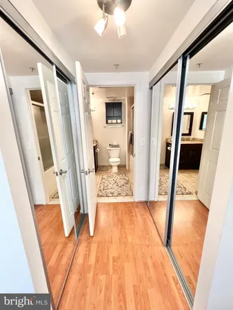 $2,425 | 3830 9th Street North, Unit 105, Arlington, VA 22203