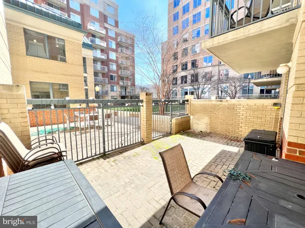 $2,425 | 3830 9th Street North, Unit 105, Arlington, VA 22203