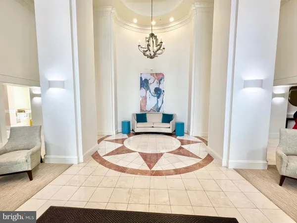 $2,425 | 3830 9th Street North, Unit 105, Arlington, VA 22203