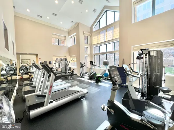 $2,425 | 3830 9th Street North, Unit 105, Arlington, VA 22203