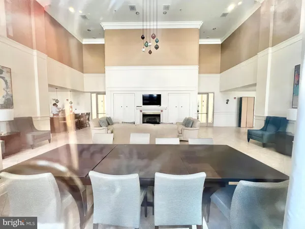 $2,425 | 3830 9th Street North, Unit 105, Arlington, VA 22203