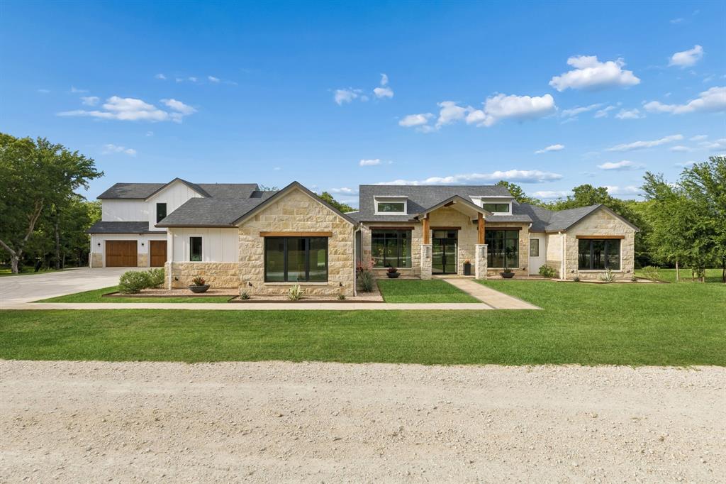 3687 New Hope Road Aubrey, TX 76227 - Photo 3 of 40
