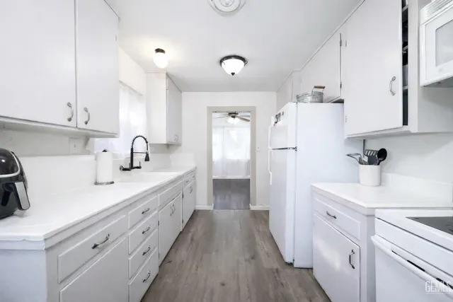 $305,000 | Undisclosed Address, Bakersfield, CA 93309