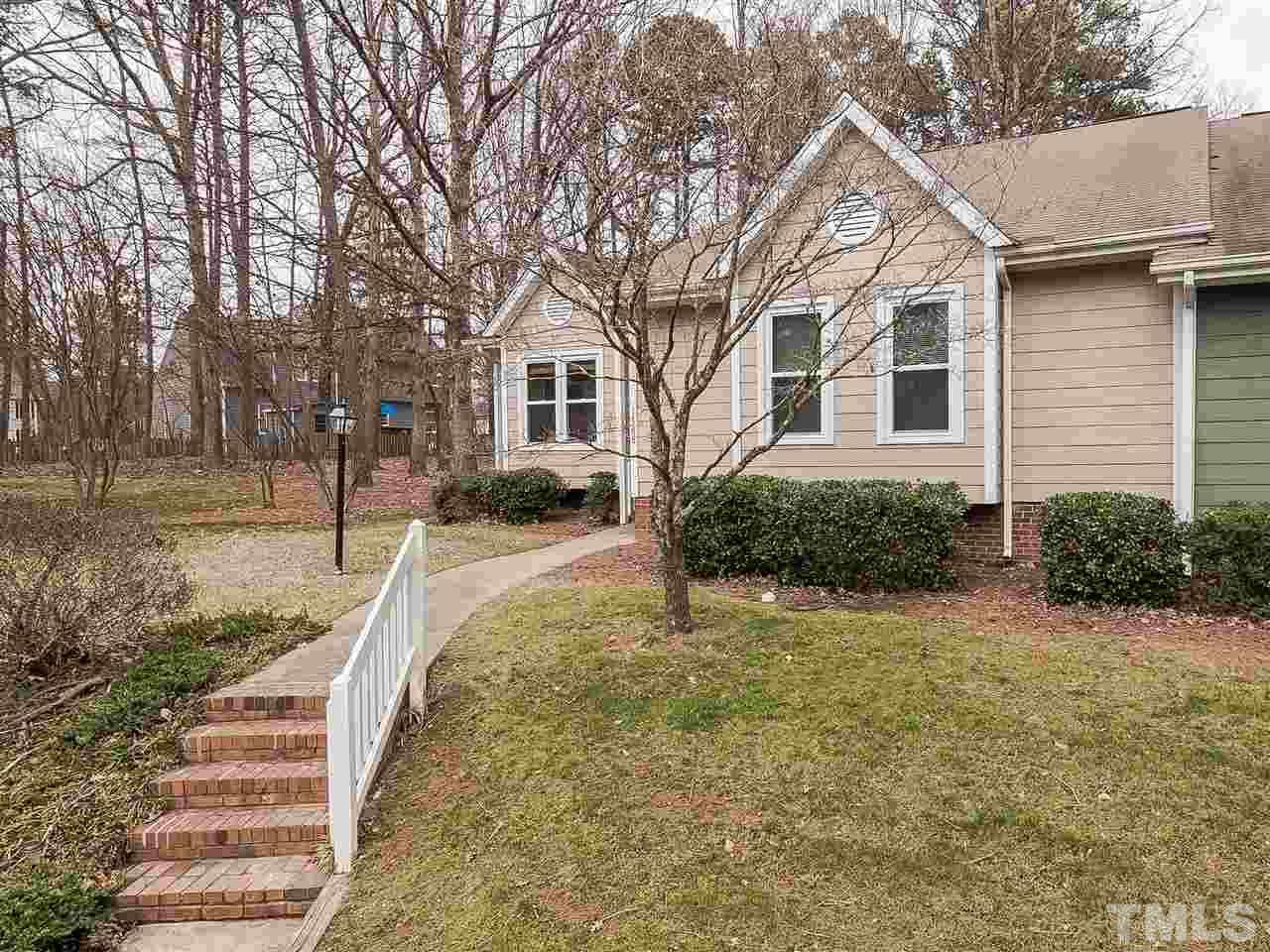 1508 Ferncliff Circle Raleigh, NC 27609 - Photo 2 of 19