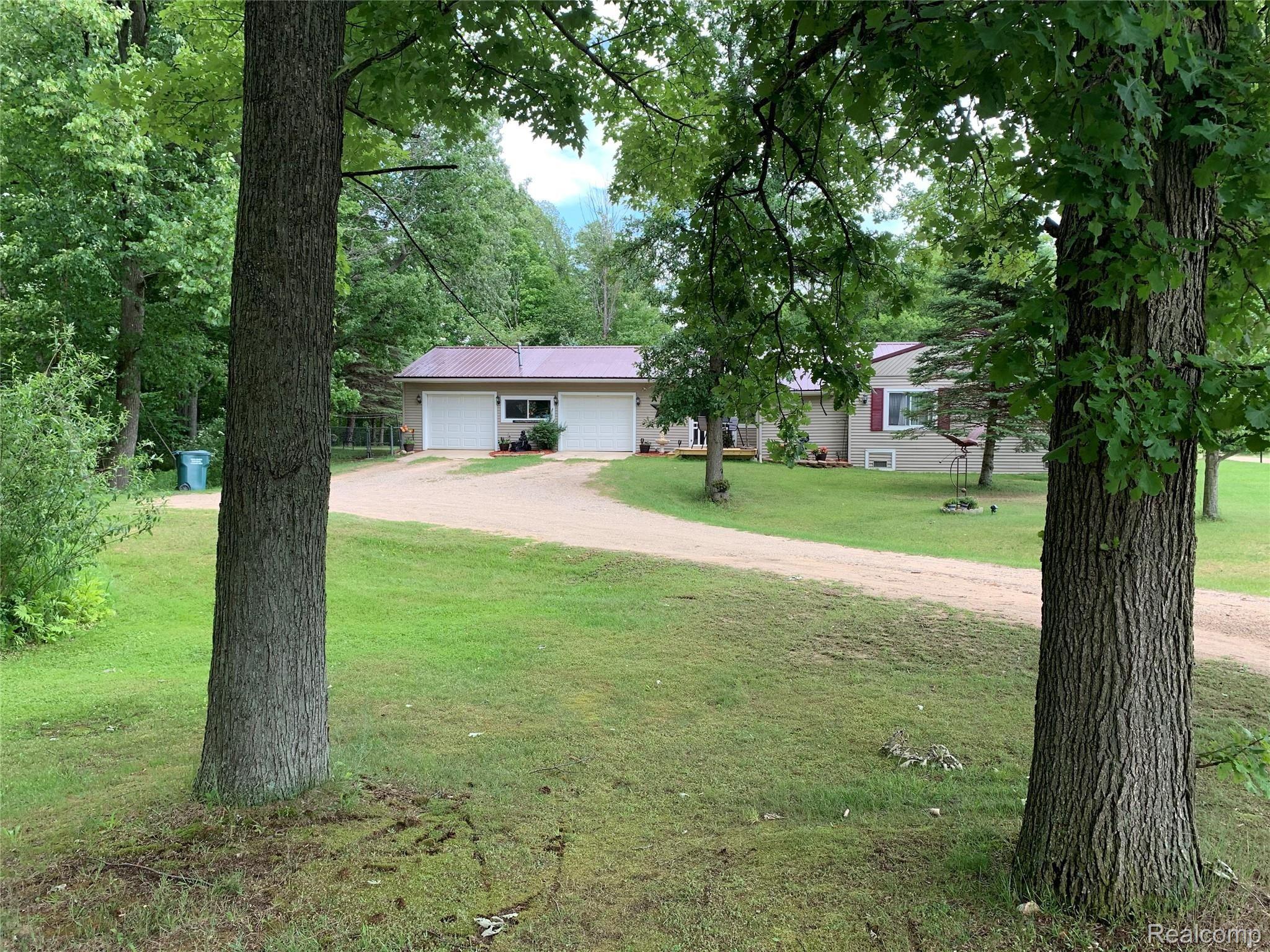 269 Goodrich Road Fostoria, MI 48435 - Photo 1 of 40 E4963A1F-6261-479D-B7E0-AE5C5175DAAE.jpeg